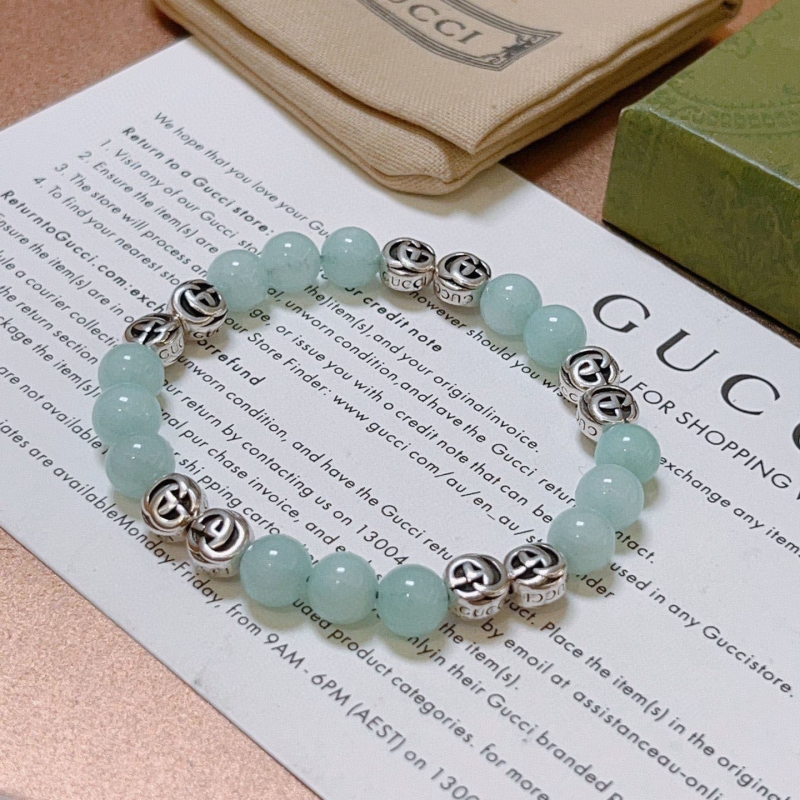 G*u*i bracelets